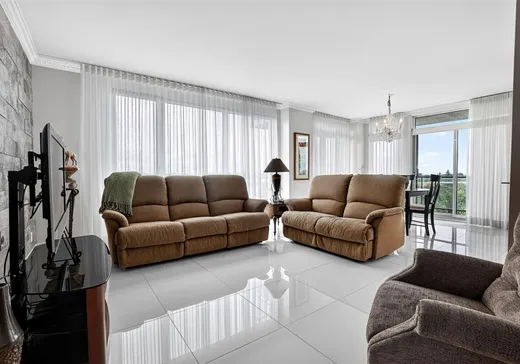 Condo à vendre - 7190 Boul. Provencher, App. 502, Montréal (Saint-Léonard), H1S 3B6