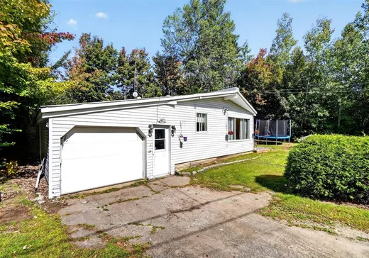 Bungalow à vendre - 1413 Boul. Manseau, Ste-Julienne, J0K2T0