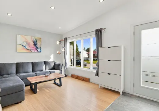 Maison à vendre - 5320 Rue Poincaré, Laval (Auteuil), H7K 1W5