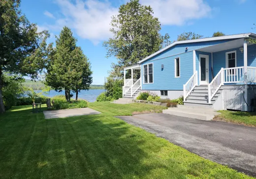 Maison à étages à vendre - 841 Route de l'Anse-St-Jean, Amqui, G5J3S3