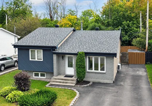 Bungalow à vendre - 12 Rue Dumont, Blainville, J7B1G7