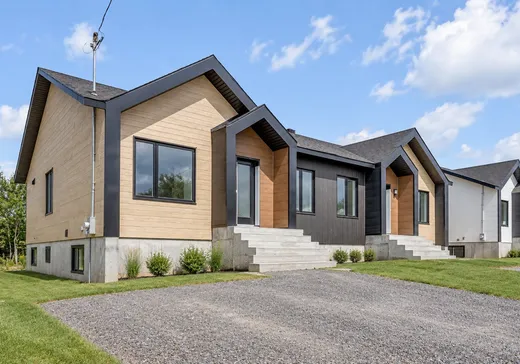 Bungalow for sale - 486 Rue du Moulin, Saint-Marc-des-Carrières, G0A4B0