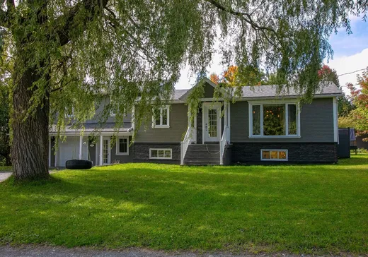 Maison à vendre - 200 Route 116, Pointe-Claire (Île de Montréal), J0B 2H0