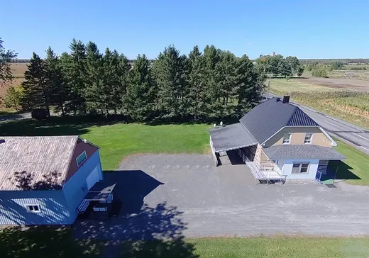 House for sale - 825 7e rang de Simpson, St-Cyrille-De-Wendover, J1Z 1N9