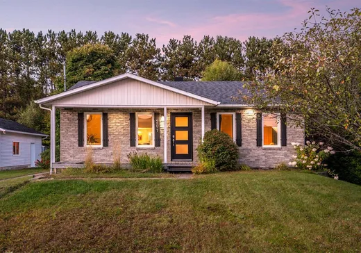 Bungalow à vendre - 201 Rue Lacroix, Shawinigan, G0X1L0