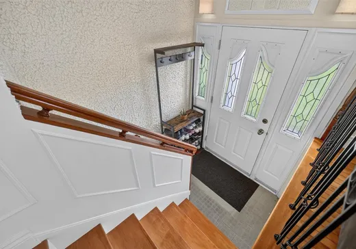 Maison à vendre - 2245 Rue St-Laurent, Drummondville, J2B 7L8