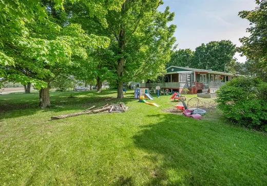 Bungalow à vendre - 43 Route 202, Stanbridge East, J0J2H0