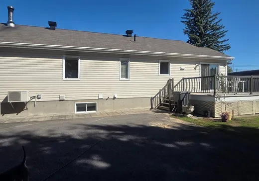 House for sale - 701 Boul. Bona-Dussault, Saint-Marc-des-Carrières, G0A 4B0