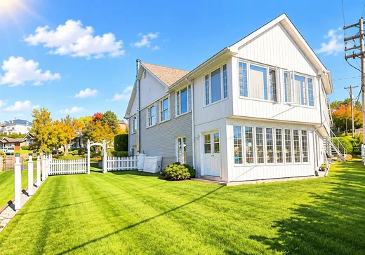 Bungalow for sale - 3 Rue Marguerite-D'Youville, Lévis, G6V4C9