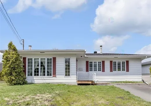Bungalow for sale - 27 Rue Monseigneur-Paré, Montmagny, G5V1N9