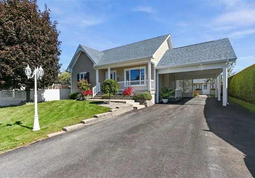 Bungalow à vendre - 51 Rue Joseph-Théberge, St-Marcel-De-Richelieu, J3L6C5
