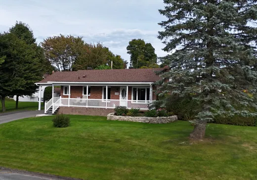 Maison à vendre - 2528 Rue Pilette, Sherbrooke, J1G 4G7