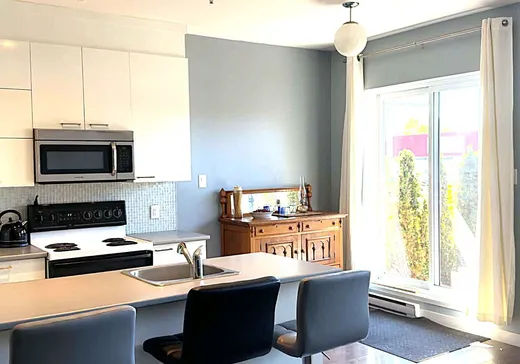 Loft à vendre - 12 Boul. Desjardins E., Sainte-Thérèse, J7E 1C1