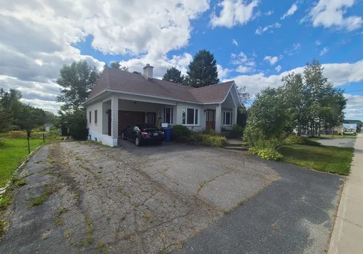 Bungalow à vendre - 11 Rue Fournier, Saint-Camille-de-Lellis, G0R2S0
