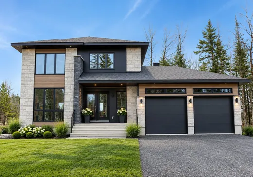 Maison à étages à vendre - 554 Av. du Jade, Sainte-Marie, G6E0M2