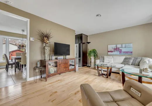 Maison à vendre - 2250 Rue Victor-Hugo, Les Rivières, G1P 2L9