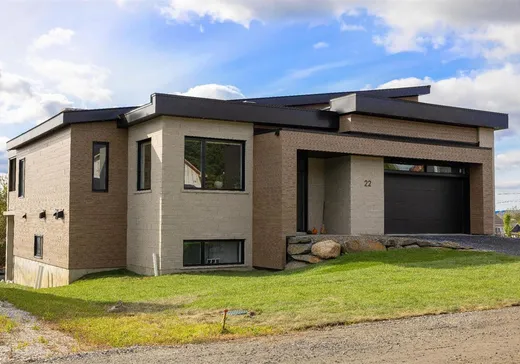 Maison à vendre - 22 Rue Denise, Coaticook, J0B 1L0