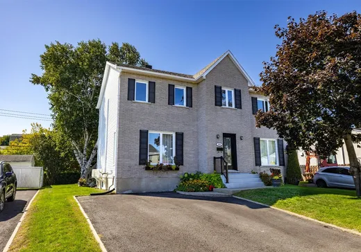 Maison à étages à vendre - 290 Rue Cambert, Pointe-Du-Lac, G9B1V1