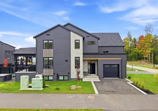 Maison à vendre - 5 Rue de l'Écurie, Bromont, J2L 0T7