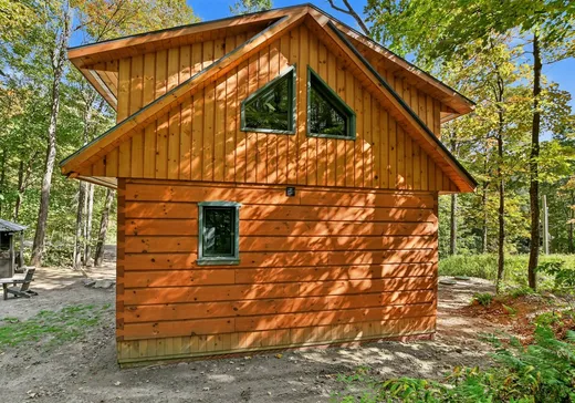 Maison à vendre - 9-9B Ch. d'Eupen, Brownsburg-Chatham, J8G 2N7