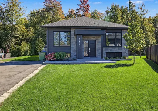 Bungalow for sale - 111 Rue St-Exupéry, Lachute, J8H0K2