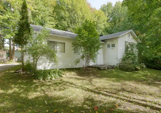 Bungalow à vendre - 300 Rue Lucien, Lavaltrie, J5T3V9