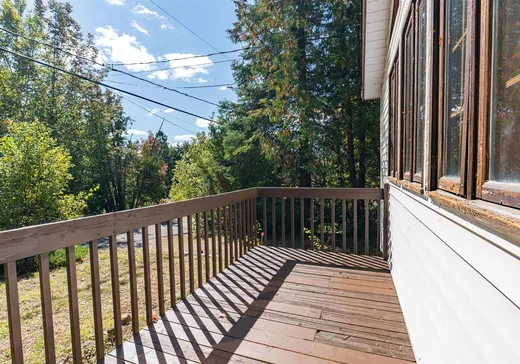 Maison à vendre - 45 Ch. Bellevue, Ste-Anne-Des-Lacs, J0R 1B0