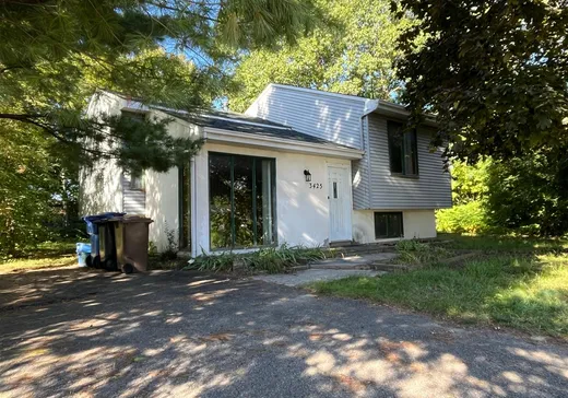 Un étage et demi à vendre - 3425 Rue Limoges, Terrebonne, J6X3G8