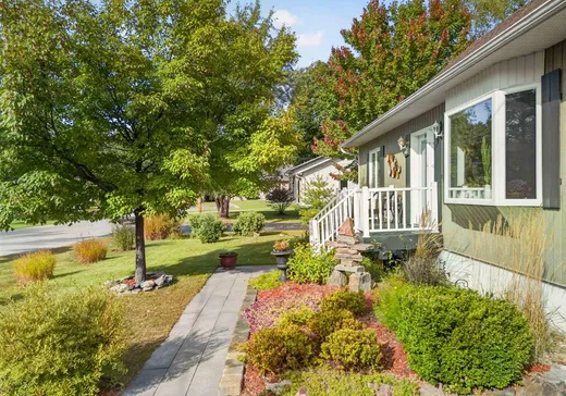 House for sale - 912 Place du Repos, Mont-Tremblant, J8E 2Y4