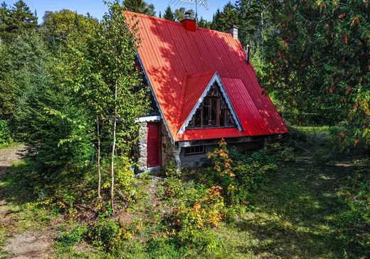 Maison à vendre - 8951 Imp. de la Sucrerie, Sainte-Agathe-des-Monts, J8C 3R7