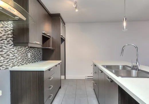 Condo for sale - 7260 Boul. Cousineau, St-Hubert, J3Y 0H9