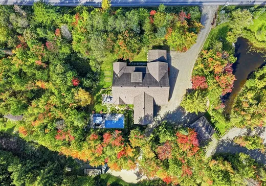 Maison à vendre - 234 Ch. George-Bonnallie, Eastman, J0E 1P0