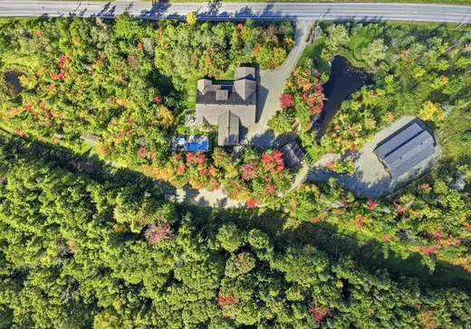 Maison à vendre - 234 Ch. George-Bonnallie, Eastman, J0E 1P0