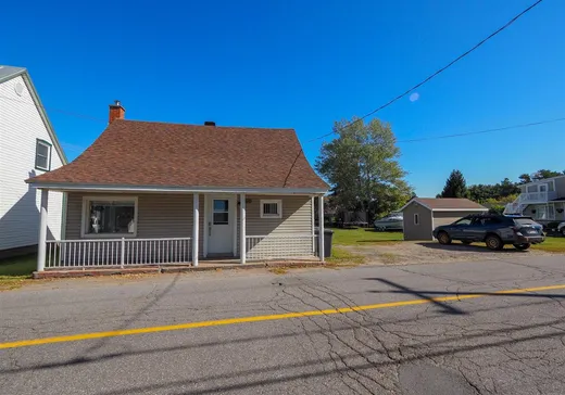 1 1/2 Storey for sale - 11650 Rue Notre-Dame O., Trois-Rivières, G9B6W4