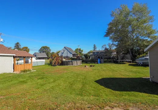 Maison à vendre - 11650 Rue Notre-Dame O., Trois-Rivières, G9B 6W4