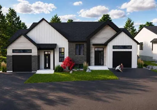 Bungalow for sale - 153 Rue du Manège, Waterloo, J0E2N0