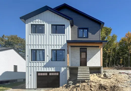 Two or more stories for sale - 2301 Rue de Blois, Sherbrooke, J1G0B9