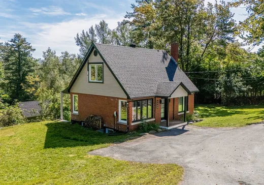 House for sale - 4440 Rue Bertrand-Fabi, Rock Forest, J1N 1Z9