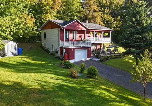 House for sale - 160 Rue des Bouleaux, Ste-Catherine-De-Hatley, J0B 1W0