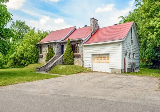 Maison à vendre - 343 Rue Perreault, Blainville, J7C 2E6