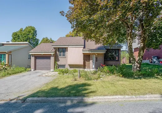 Bungalow à vendre - 17263 Rue Thomas-Baillairgé, Montréal (Pierrefonds-Roxborro), H9J3P3