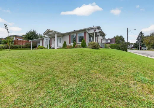 Maison à vendre - 211 Boul. Simoneau, Val des Sources, J1T 3H1