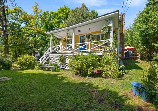 Bungalow à vendre - 609 Ch. de Ste-Anne-des-Lacs, Ste-Anne-Des-Lacs, J0R1B0