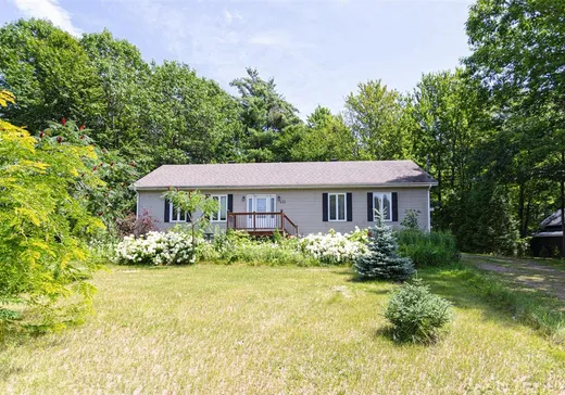 Bungalow à vendre - 433 Rue Gauthier, Rigaud, J0P1P0
