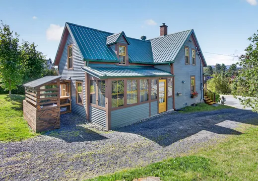 Maison à vendre - 1254 Rue Principale E., Magog, J1X 1Z5