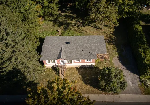 Maison à vendre - 283 Rue Benoit, Granby, J2G 8T9