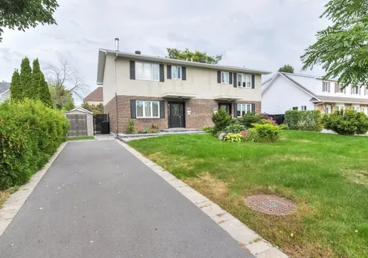 House for sale - 132 Boul. Montcalm S., La Prairie, J5R 4T4