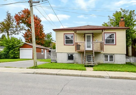 Maison à vendre - 484 Rue St-André, Laval (Pont-Viau), H7G 3A1