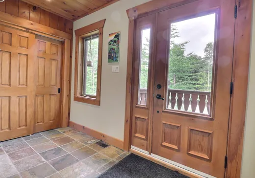 Maison à vendre - 106 Rue Paulsen, Sainte-Agathe-des-Monts, J8C 0X1