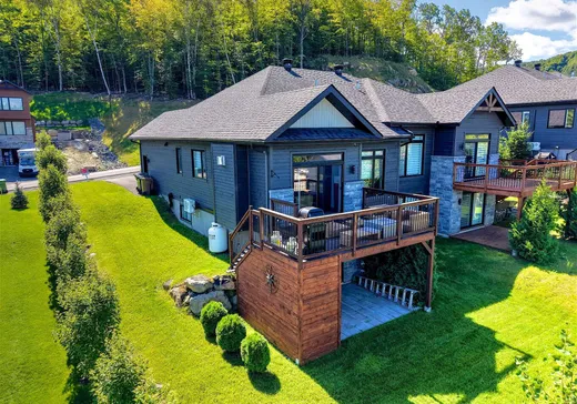 House for sale - 3360 Rue du Pinacle, Saint-Sauveur, J0R 1R5